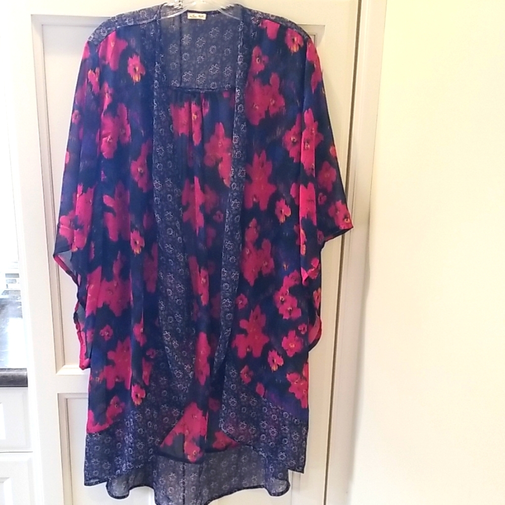 Hollister Floral Kimono Cardigan